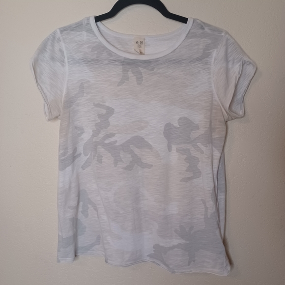 We The Free top. Size Med.  Gently loved. - Picture 1 of 3